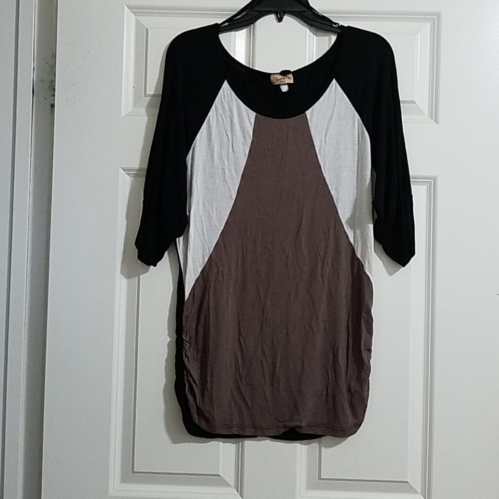 ♡Ruched  blouse